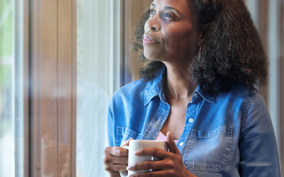 Beautiful Shades of Blue in French: Vocabulary, Grammar Tips and a Touch of Comfort