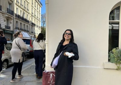 Frannie_under_the_Rue_Madame_street_sign_in_the_6th_arrondissement
